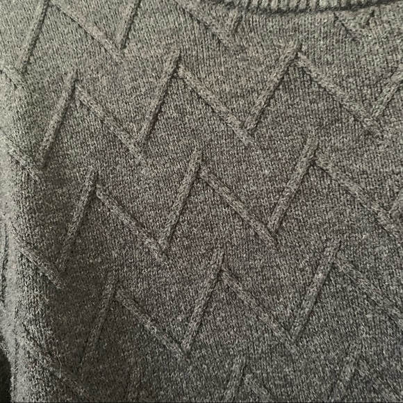 Men’s RW&CO Knit Sweater - Picture 4 of 4